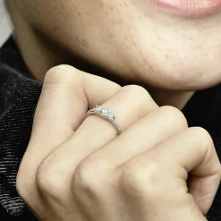 Bague Pandora Timeless trois pierres rondes