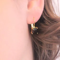 Boucles d’oreilles Femme MYC-Paris Square - DE0007-G-BK Laiton Doré Noir