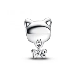 Charm chat et nœud scintillant