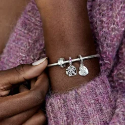 Charm Clip Pandora Moments Rangée Scintillante Incolore