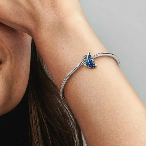Charm Pandora - Plume Recourbée Bleue
