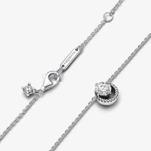Collier avec Pendentif Halo Scintillant