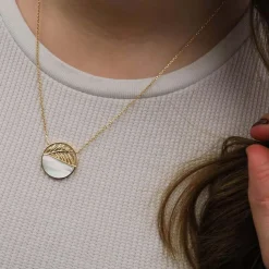 Collier femme plaqué or nacre - UW3Y0445
