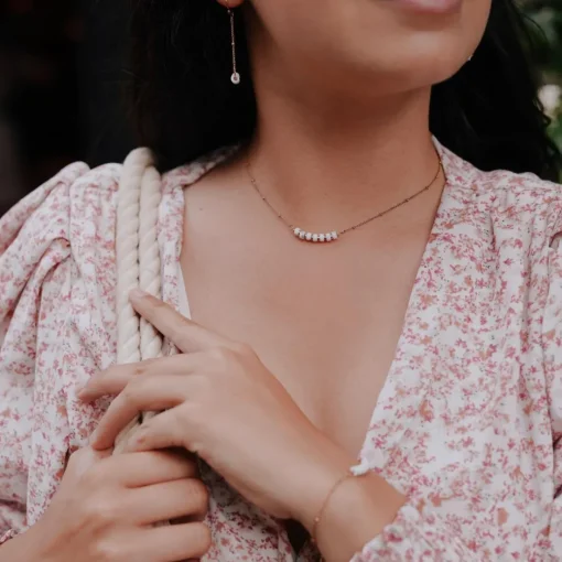Collier Femme Sloya Piana en pierres Howlite